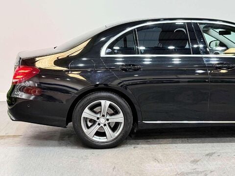 Mercedes-Benz E Class 2.0 E220d SE Saloon 4dr Diesel G-Tronic+ Euro 6 (s/s) (194 ps) 15