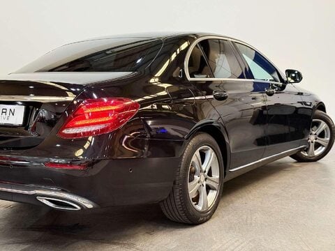 Mercedes-Benz E Class 2.0 E220d SE Saloon 4dr Diesel G-Tronic+ Euro 6 (s/s) (194 ps) 23