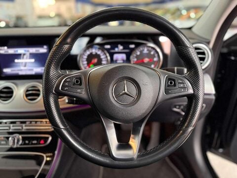 Mercedes-Benz E Class 2.0 E220d SE Saloon 4dr Diesel G-Tronic+ Euro 6 (s/s) (194 ps) 33