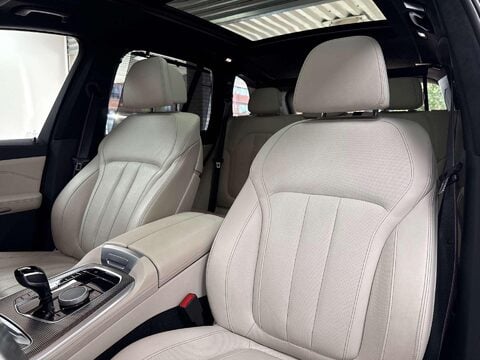 BMW X5 4.4 M50i V8 SUV 5dr Petrol Auto xDrive Euro 6 (s/s) (530 ps) 6