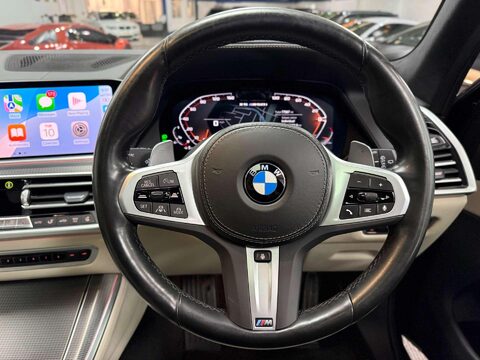 BMW X5 4.4 M50i V8 SUV 5dr Petrol Auto xDrive Euro 6 (s/s) (530 ps) 33