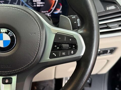 BMW X5 4.4 M50i V8 SUV 5dr Petrol Auto xDrive Euro 6 (s/s) (530 ps) 35