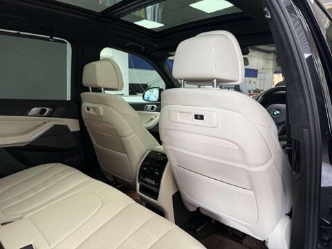 BMW X5 4.4 M50i V8 SUV 5dr Petrol Auto xDrive Euro 6 (s/s) (530 ps) 43