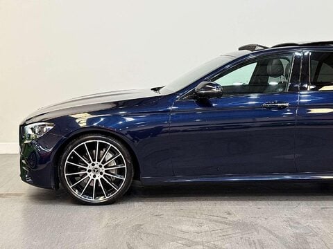 Mercedes-Benz E Class 2.0 E220d AMG Line Night Edition (Premium Plus) Saloon 4dr Diesel G-Tronic+ 16
