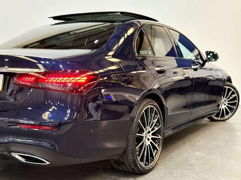 Mercedes-Benz E Class 2.0 E220d AMG Line Night Edition (Premium Plus) Saloon 4dr Diesel G-Tronic+ 21