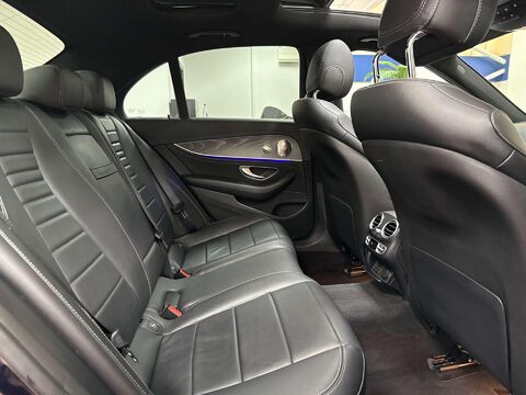 Mercedes-Benz E Class 2.0 E220d AMG Line Night Edition (Premium Plus) Saloon 4dr Diesel G-Tronic+ 44