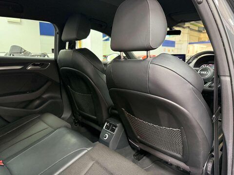 Audi A3 1.5 TFSI CoD 35 Black Edition Sportback 5dr Petrol S Tronic Euro 6 (s/s) (1 44