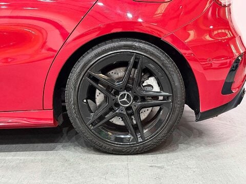 Mercedes-Benz A Class 2.0 A35 AMG (Premium Plus) Hatchback 5dr Petrol SpdS DCT 4MATIC Euro 6 (s/s 67