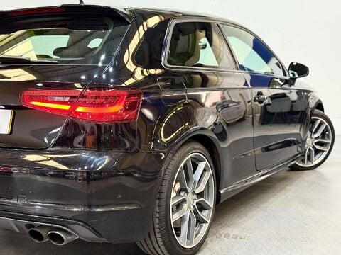 Audi S3 2.0 TFSI Hatchback 3dr Petrol S Tronic quattro Euro 6 (s/s) (300 ps) 23