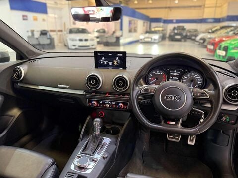 Audi S3 2.0 TFSI Hatchback 3dr Petrol S Tronic quattro Euro 6 (s/s) (300 ps) 2