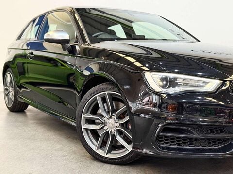 Audi S3 2.0 TFSI Hatchback 3dr Petrol S Tronic quattro Euro 6 (s/s) (300 ps) 8