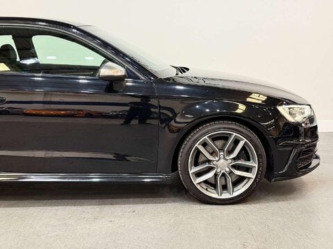 Audi S3 2.0 TFSI Hatchback 3dr Petrol S Tronic quattro Euro 6 (s/s) (300 ps) 17