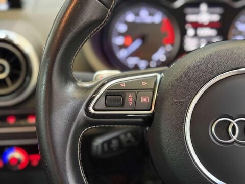 Audi S3 2.0 TFSI Hatchback 3dr Petrol S Tronic quattro Euro 6 (s/s) (300 ps) 33