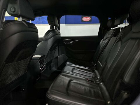 Audi Q7 3.0 TFSI V6 55 Black Edition SUV 5dr Petrol Tiptronic quattro Euro 6 (s/s)  47