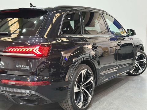 Audi Q7 3.0 TFSI V6 55 Black Edition SUV 5dr Petrol Tiptronic quattro Euro 6 (s/s)  30