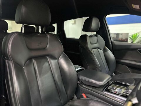 Audi Q7 3.0 TFSI V6 55 Black Edition SUV 5dr Petrol Tiptronic quattro Euro 6 (s/s)  31