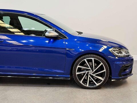 Volkswagen Golf 2.0 TSI R Hatchback 3dr Petrol DSG 4Motion Euro 6 (s/s) (310 ps) 16