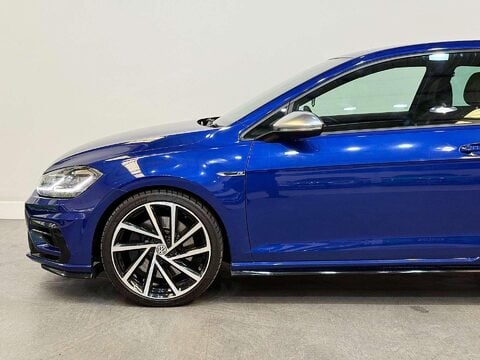 Volkswagen Golf 2.0 TSI R Hatchback 3dr Petrol DSG 4Motion Euro 6 (s/s) (310 ps) 18