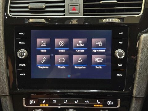 Volkswagen Golf 2.0 TSI R Hatchback 3dr Petrol DSG 4Motion Euro 6 (s/s) (310 ps) 46