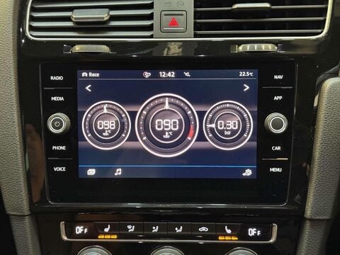 Volkswagen Golf 2.0 TSI R Hatchback 3dr Petrol DSG 4Motion Euro 6 (s/s) (310 ps) 47