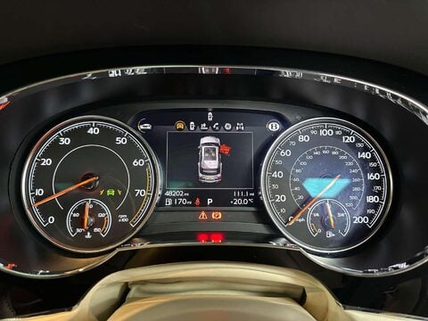 Bentley Bentayga 6.0 W12 SUV 5dr Petrol Auto 4WD Euro 6 (s/s) (608 ps) FIRST EDITION 34