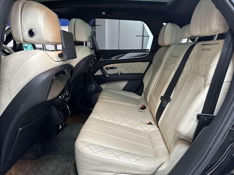 Bentley Bentayga 6.0 W12 SUV 5dr Petrol Auto 4WD Euro 6 (s/s) (608 ps) FIRST EDITION 41