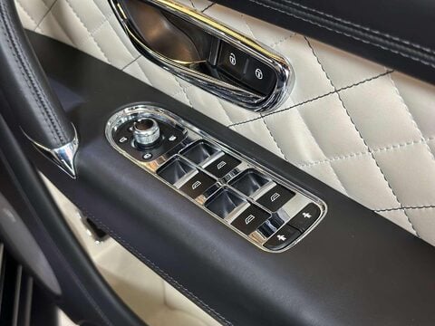 Bentley Bentayga 6.0 W12 SUV 5dr Petrol Auto 4WD Euro 6 (s/s) (608 ps) FIRST EDITION 55