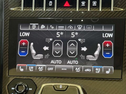 Lamborghini Urus 4.0 V8 BiTurbo Performante SUV 5dr Petrol Auto 4WD Euro 6 (666 ps) 82