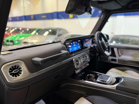 Mercedes-Benz G Class 4.0 G63 V8 BiTurbo MHEV AMG MANUFAKTUR Edition SUV 5dr Petrol Hybrid SpdS+9 29