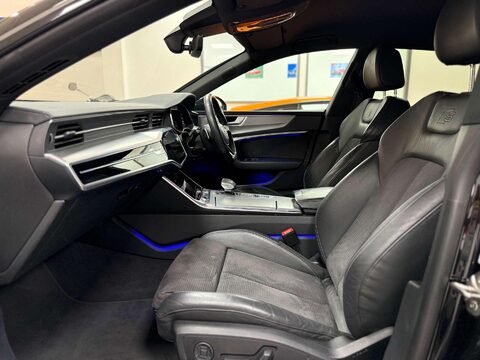Audi A7 2.0 TDI 40 S line Sportback 5dr Diesel S Tronic Euro 6 (s/s) (204 ps) 41