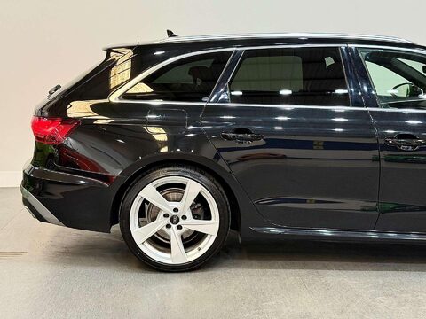 Audi A4 2.0 TDI 35 S line Estate 5dr Diesel S Tronic Euro 6 (s/s) (163 ps) 16