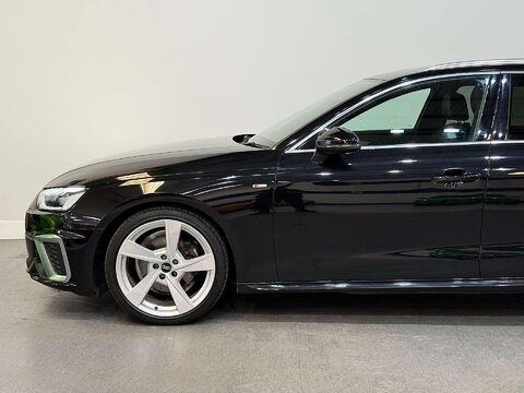 Audi A4 2.0 TDI 35 S line Estate 5dr Diesel S Tronic Euro 6 (s/s) (163 ps) 19