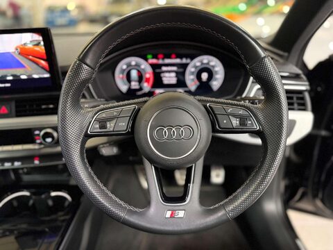 Audi A4 2.0 TDI 35 S line Estate 5dr Diesel S Tronic Euro 6 (s/s) (163 ps) 32