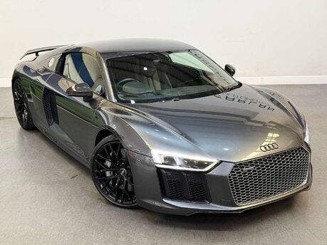 Audi R8 5.2 FSI V10 Plus Coupe 2dr Petrol S Tronic quattro Euro 6 (s/s) (610 ps) 