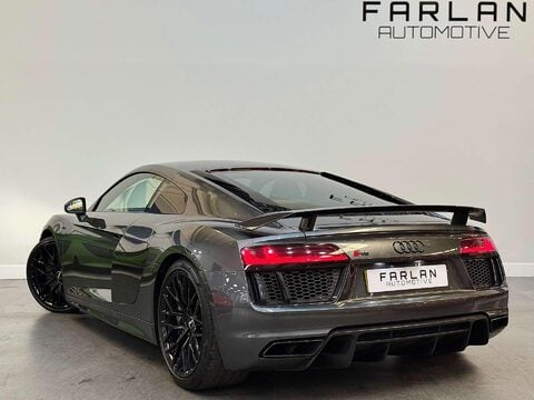 Audi R8 5.2 FSI V10 Plus Coupe 2dr Petrol S Tronic quattro Euro 6 (s/s) (610 ps) 4