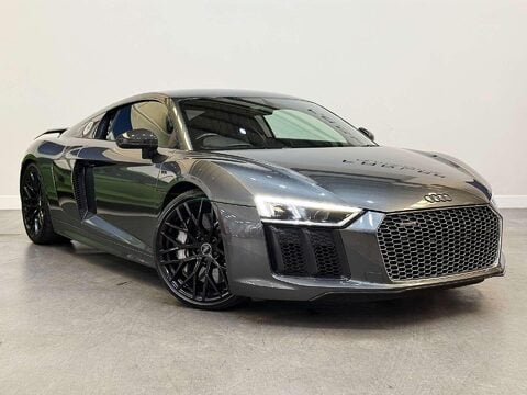 Audi R8 5.2 FSI V10 Plus Coupe 2dr Petrol S Tronic quattro Euro 6 (s/s) (610 ps) 6