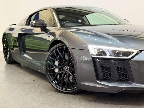 Audi R8 5.2 FSI V10 Plus Coupe 2dr Petrol S Tronic quattro Euro 6 (s/s) (610 ps) 8