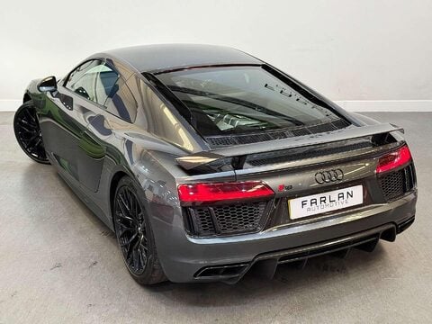 Audi R8 5.2 FSI V10 Plus Coupe 2dr Petrol S Tronic quattro Euro 6 (s/s) (610 ps) 22