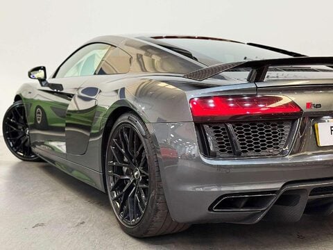 Audi R8 5.2 FSI V10 Plus Coupe 2dr Petrol S Tronic quattro Euro 6 (s/s) (610 ps) 23