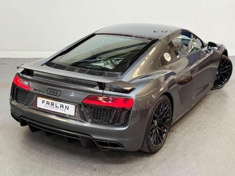 Audi R8 5.2 FSI V10 Plus Coupe 2dr Petrol S Tronic quattro Euro 6 (s/s) (610 ps) 28