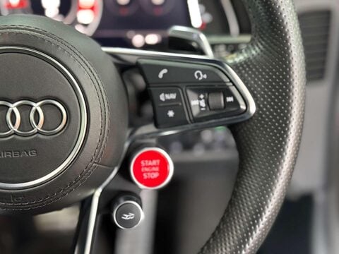 Audi R8 5.2 FSI V10 Plus Coupe 2dr Petrol S Tronic quattro Euro 6 (s/s) (610 ps) 32