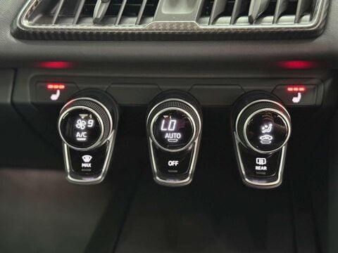 Audi R8 5.2 FSI V10 Plus Coupe 2dr Petrol S Tronic quattro Euro 6 (s/s) (610 ps) 58