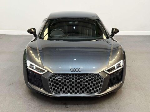 Audi R8 5.2 FSI V10 Plus Coupe 2dr Petrol S Tronic quattro Euro 6 (s/s) (610 ps) 11