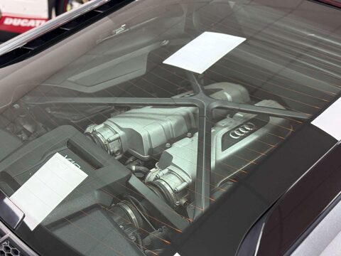 Audi R8 5.2 FSI V10 Plus Coupe 2dr Petrol S Tronic quattro Euro 6 (s/s) (610 ps) 45