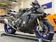 Yamaha R1M 1000 Super Sports Petrol Manual (200 ps) 8