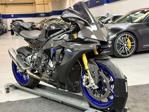 Yamaha R1M 1000 Super Sports Petrol Manual (200 ps) 2