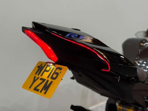Yamaha R1M 1000 Super Sports Petrol Manual (200 ps) 34