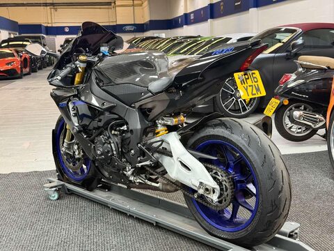 Yamaha R1M 1000 Super Sports Petrol Manual (200 ps) 3