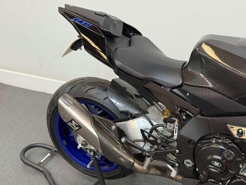Yamaha R1M 1000 Super Sports Petrol Manual (200 ps) 32