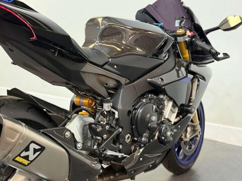 Yamaha R1M 1000 Super Sports Petrol Manual (200 ps) 24